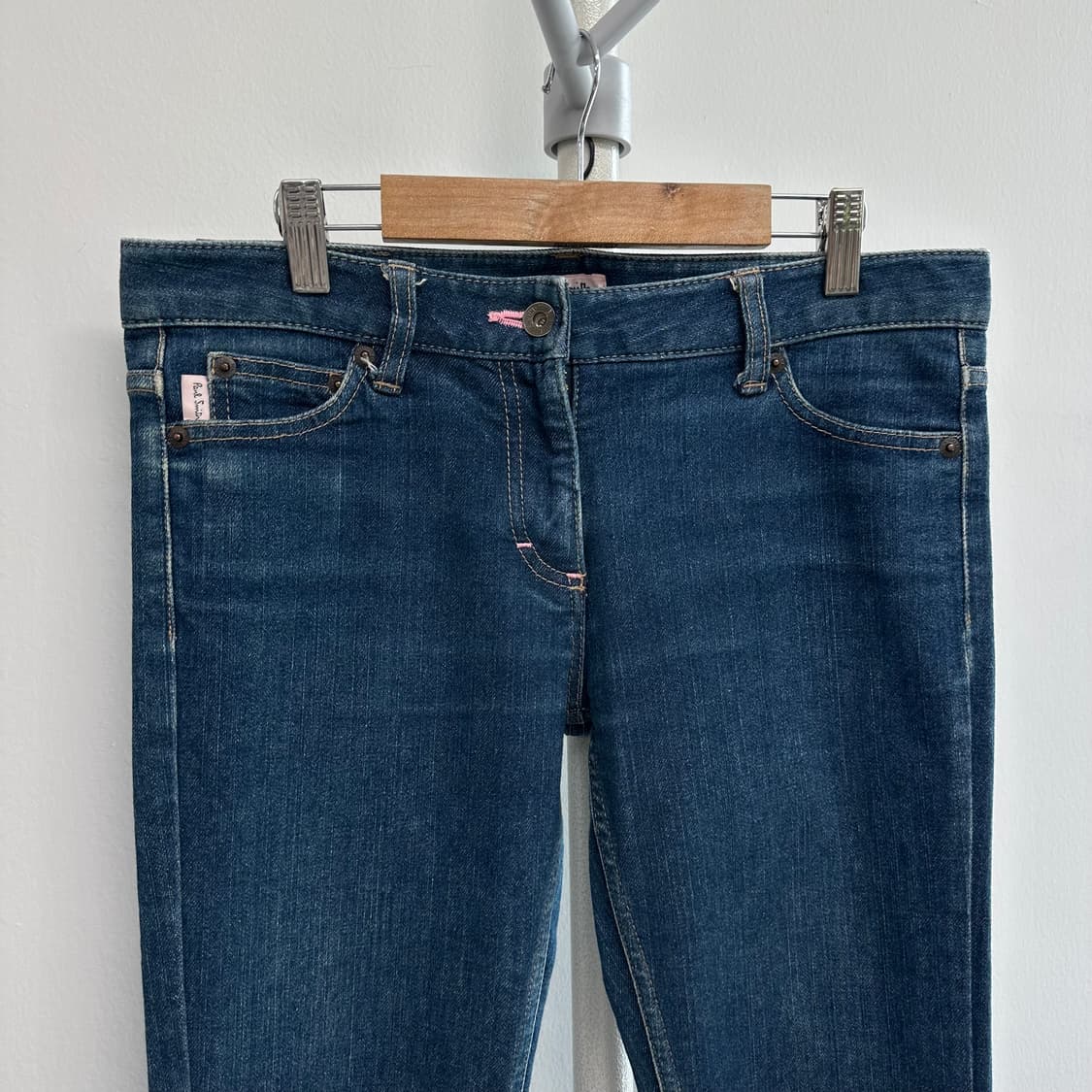 폴스미스 핑크스티치 자수 로고 크롭진 청바지 상품이미지2