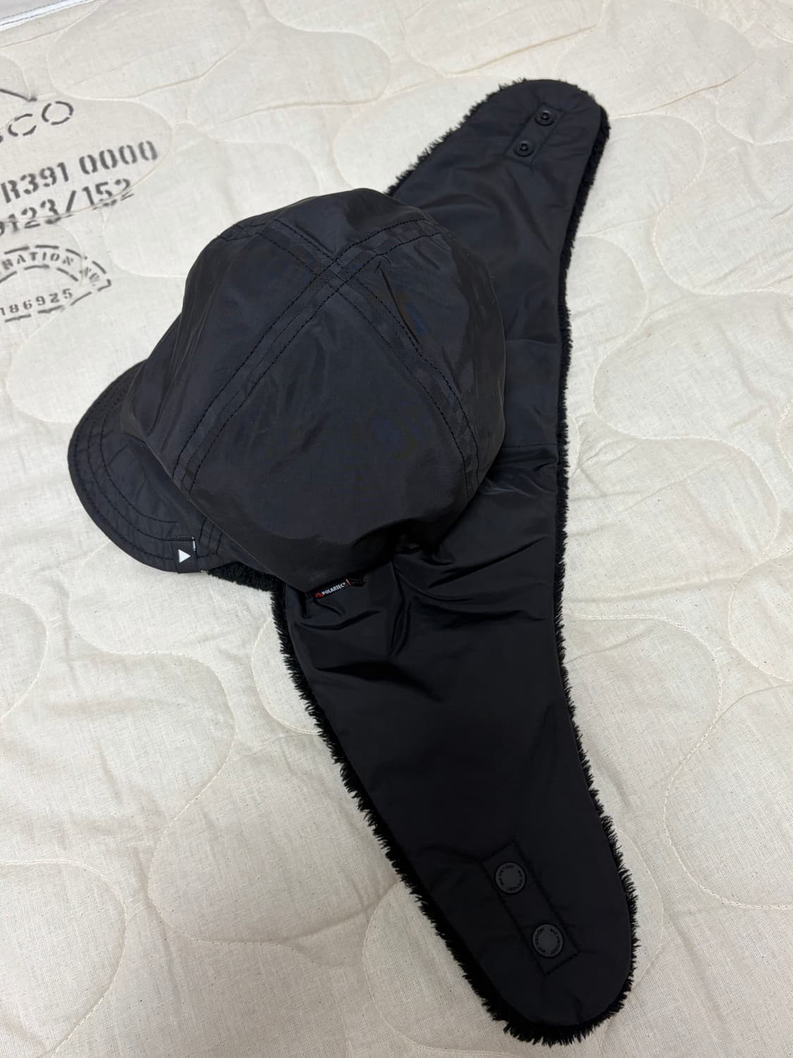 AND WANDER HIGH LOFT FLEECE CAP 상품이미지3