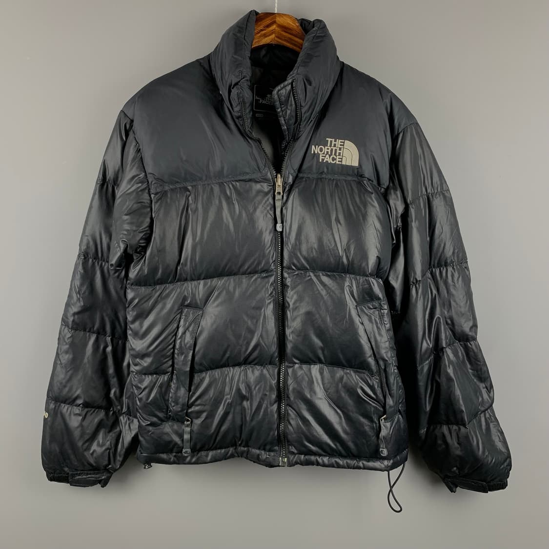 노스페이스 미주판 눕시 레트로 700 블랙 패딩 상품이미지2