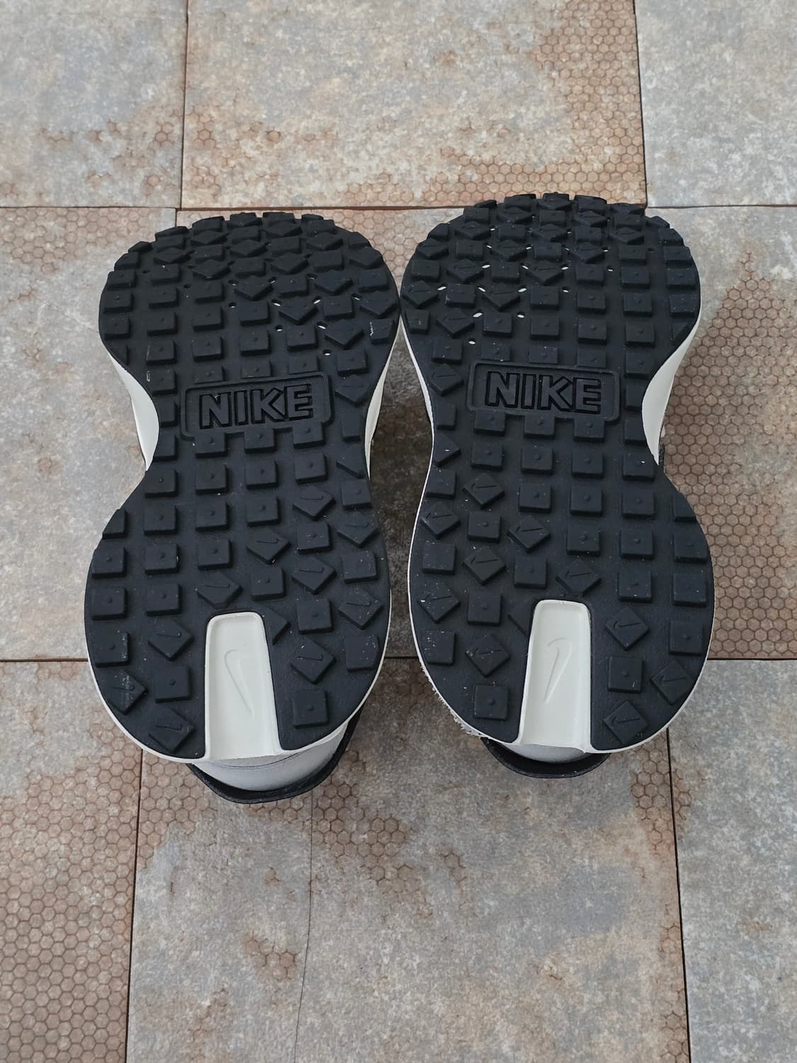 (230)나이키 피닉스 와플 흰검 상품이미지8