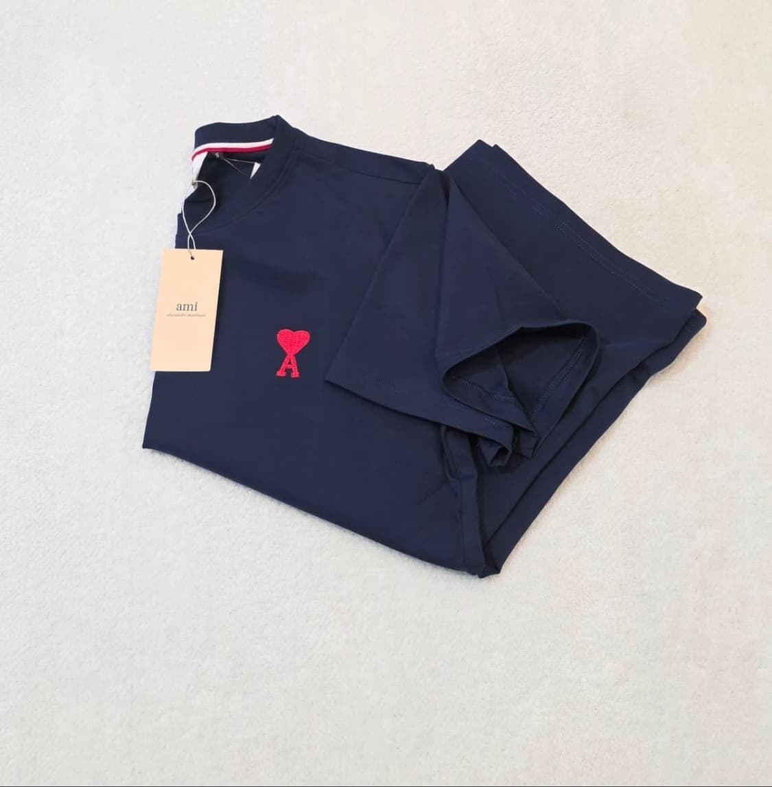 (새상품) 반팔티 상품이미지4