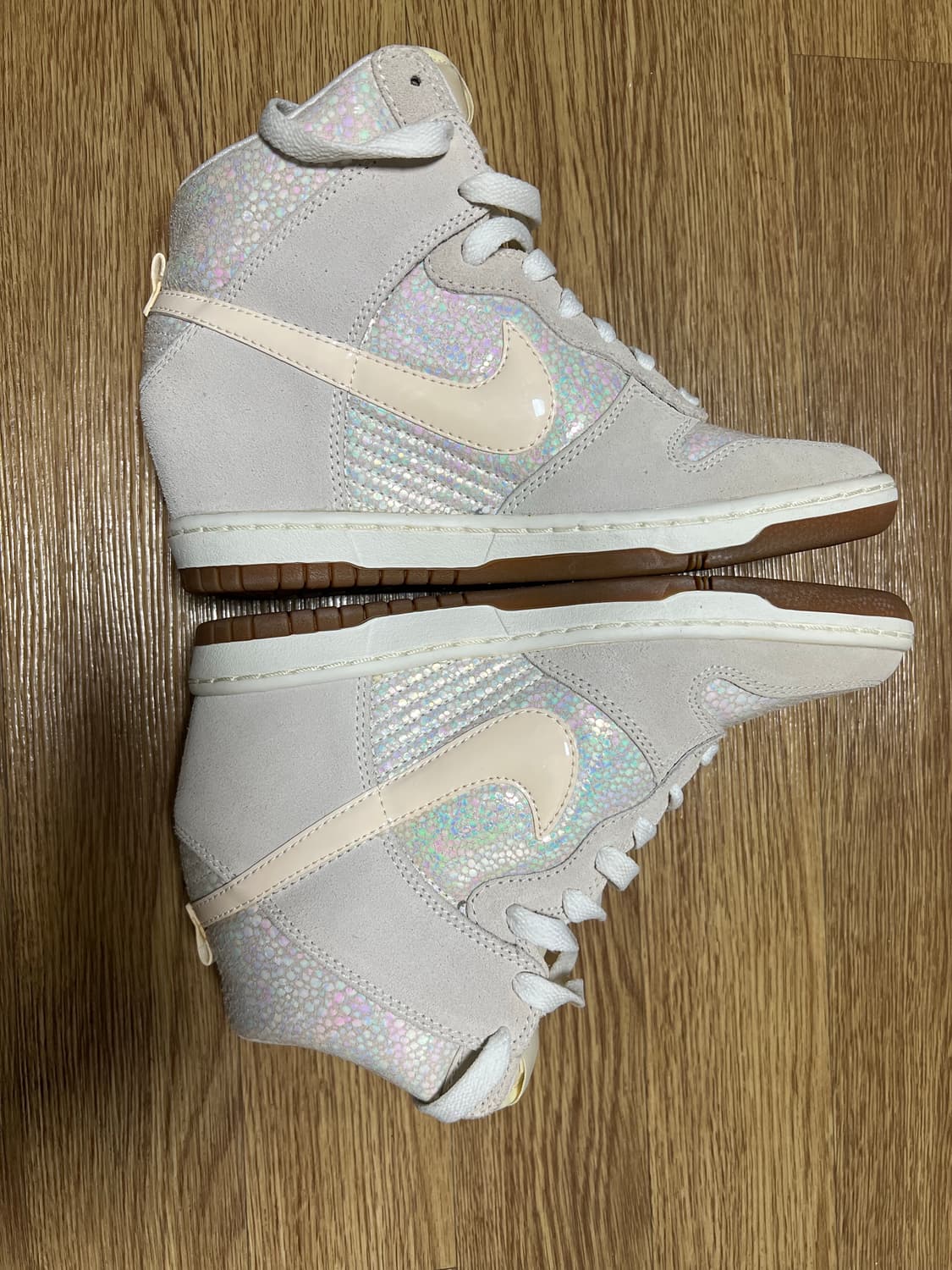 나이키 우먼스 덩크 스카이 하이 프리미엄 230 상품이미지2