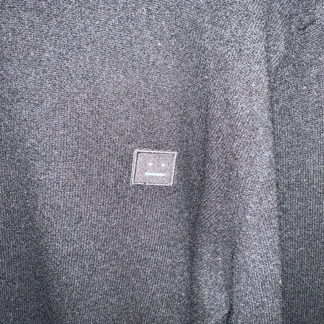 아크네 스튜디오 펠로 페이스 스웨터 상품이미지3