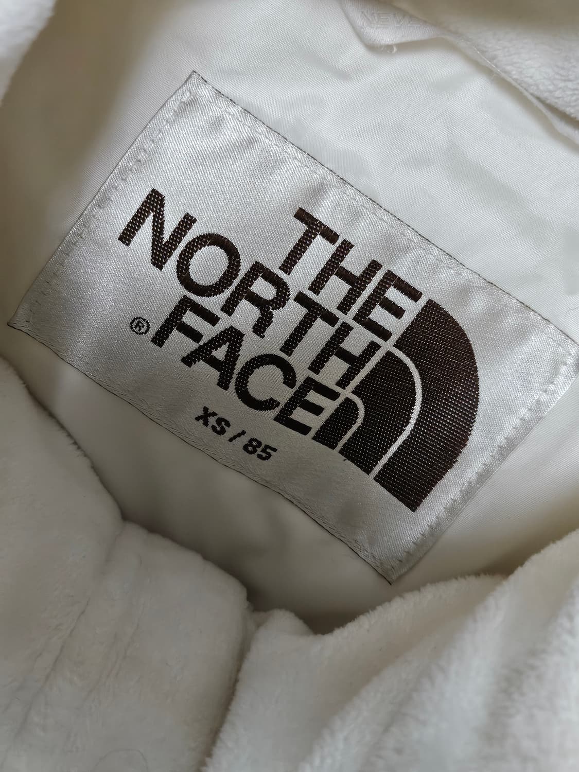 노스페이스 눕시 화이트 패딩 자켓 S 상품이미지3