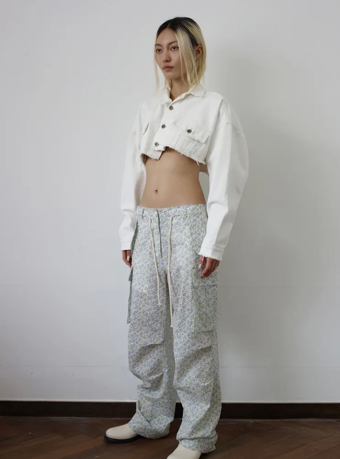 에스이오 화이트 데님 크롭 자켓 상품이미지1