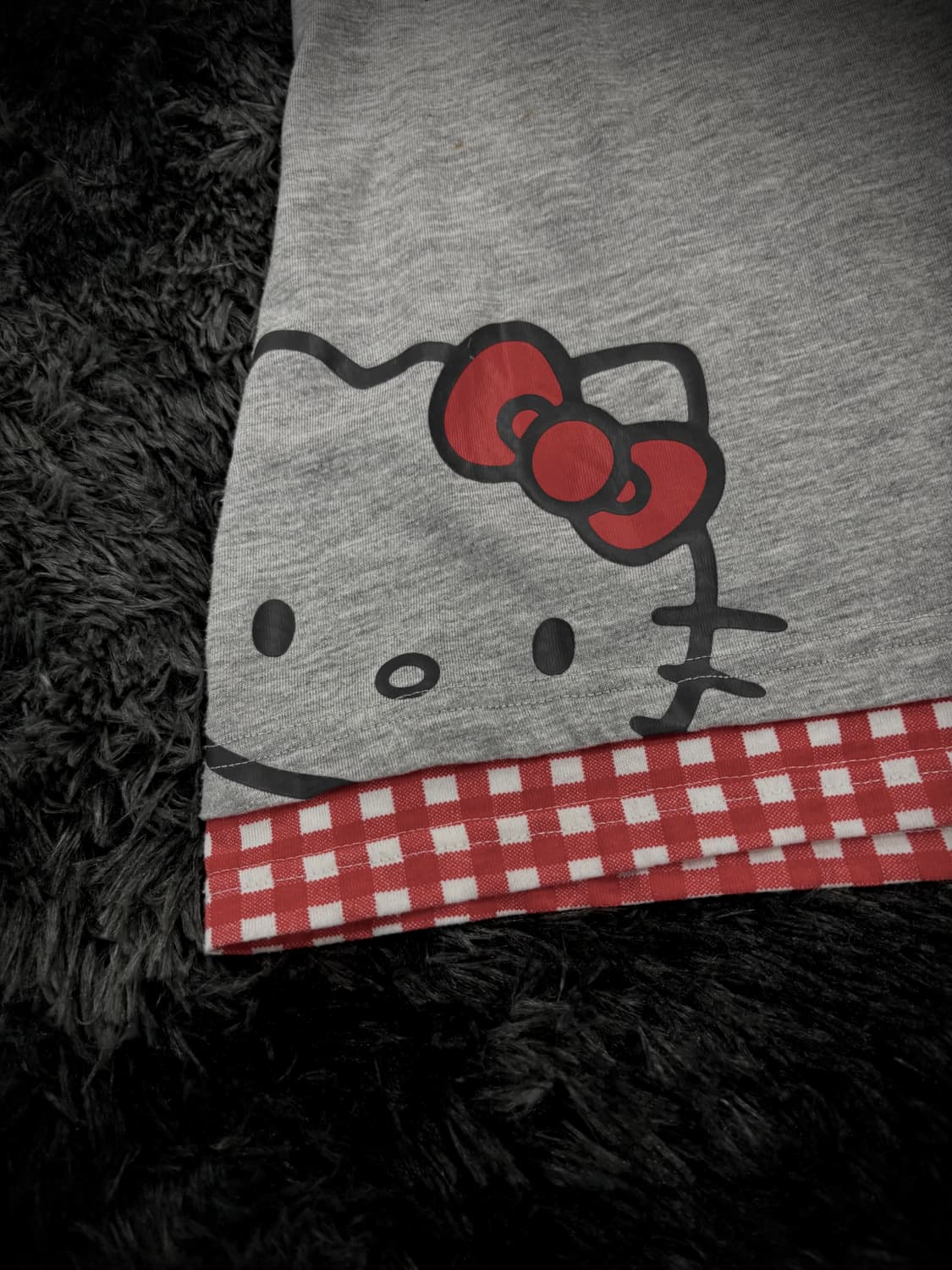 Fiorucci X Hello Kitty 그레이 레드체크포인트 후드반팔티 상품이미지5