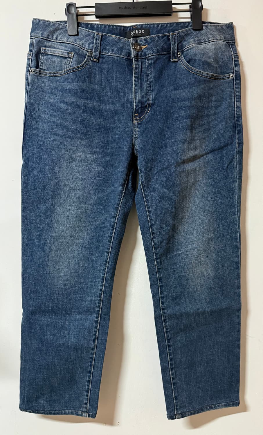 GUESS 클래식 워싱 데님 슬림 스트레이트 진 33 상품이미지2