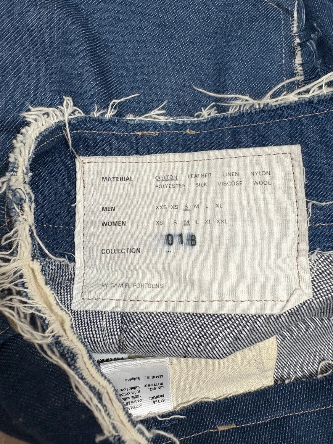 카미엘 포트젠스 24fw 노멀진 블루 상품이미지2