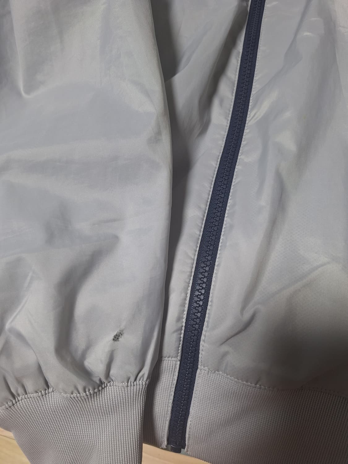 나이키 NSW 윈드러너 후드 자켓 스모크 그레이 옵시디언 상품이미지2