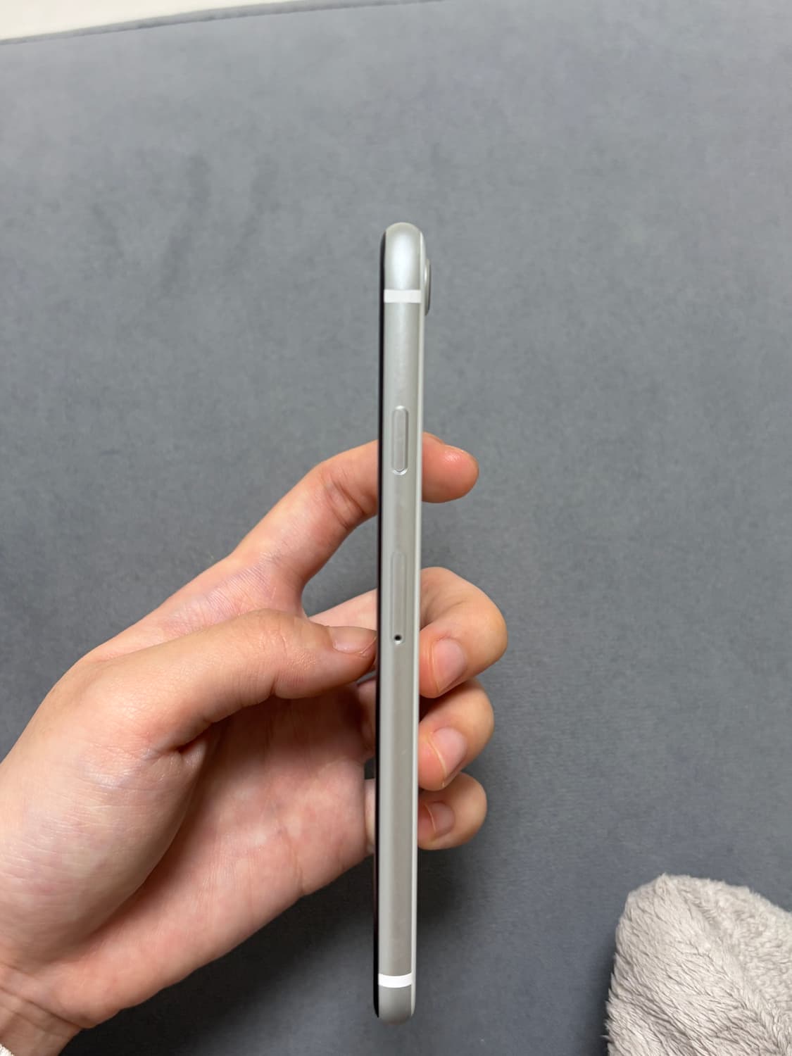 아이폰se2 128기가 실버 상품이미지4