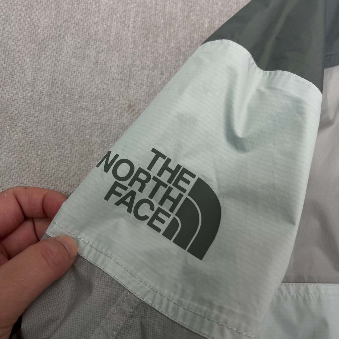 100 노스페이스 스팁테크 라이트레인 바람막이 자켓 상품이미지4