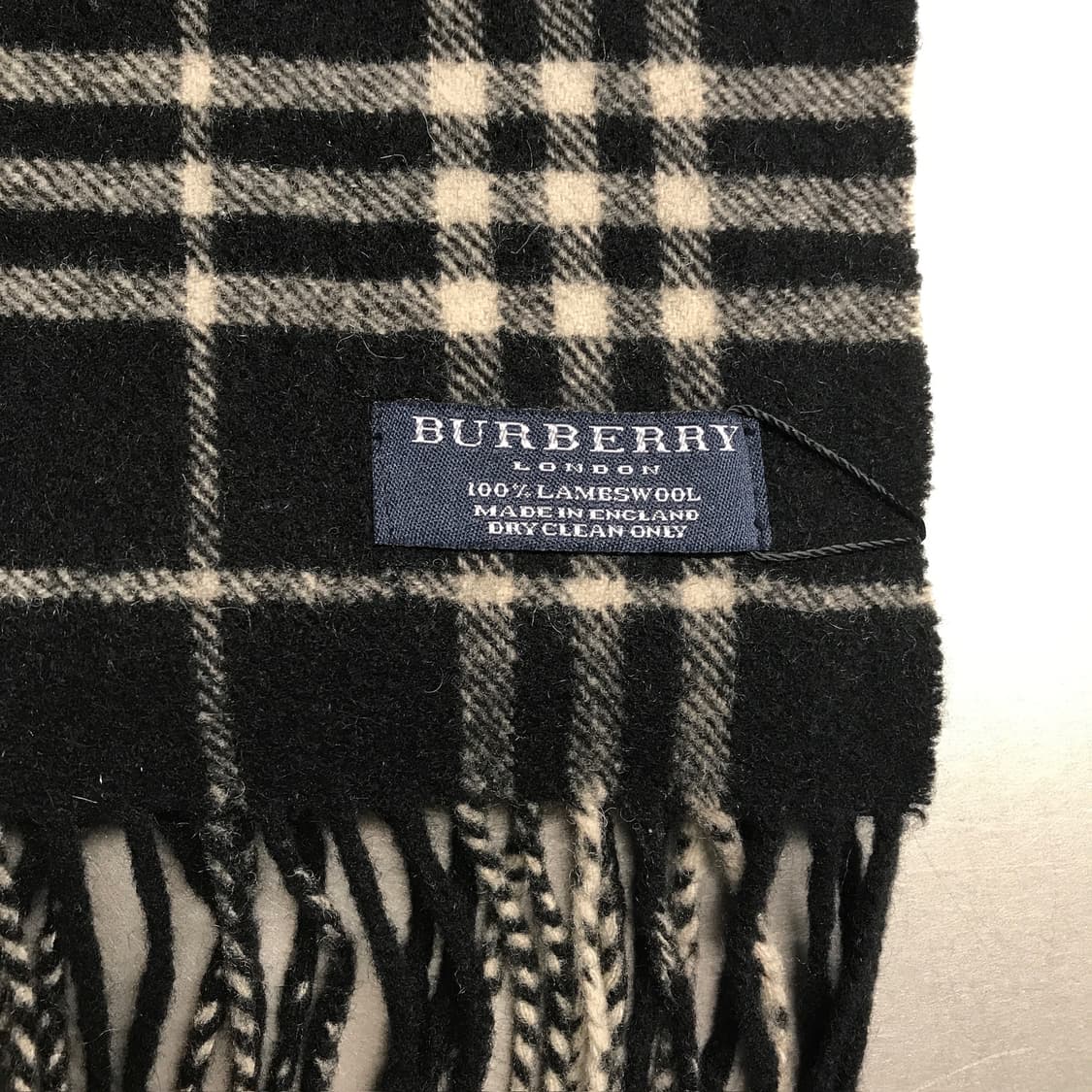 버버리 정품 램스울 머플러 블랙 상품이미지4
