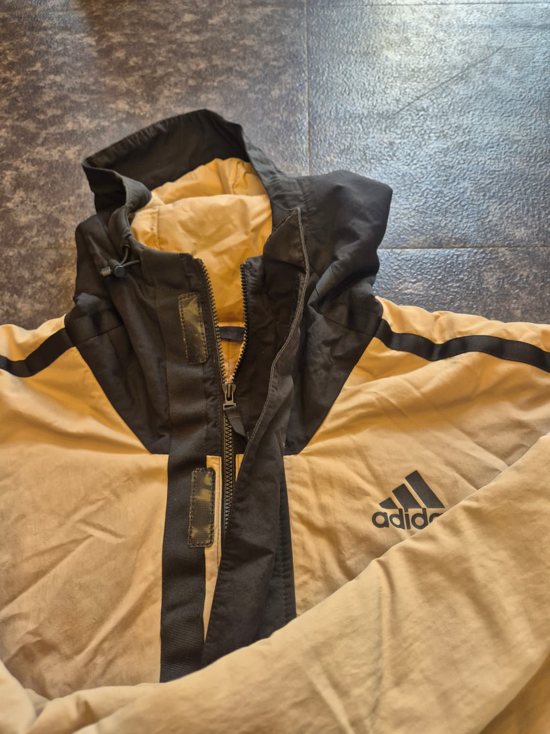 아디다스 유틸리타스 아노락 FT2469 베이지블랙! 상품이미지8