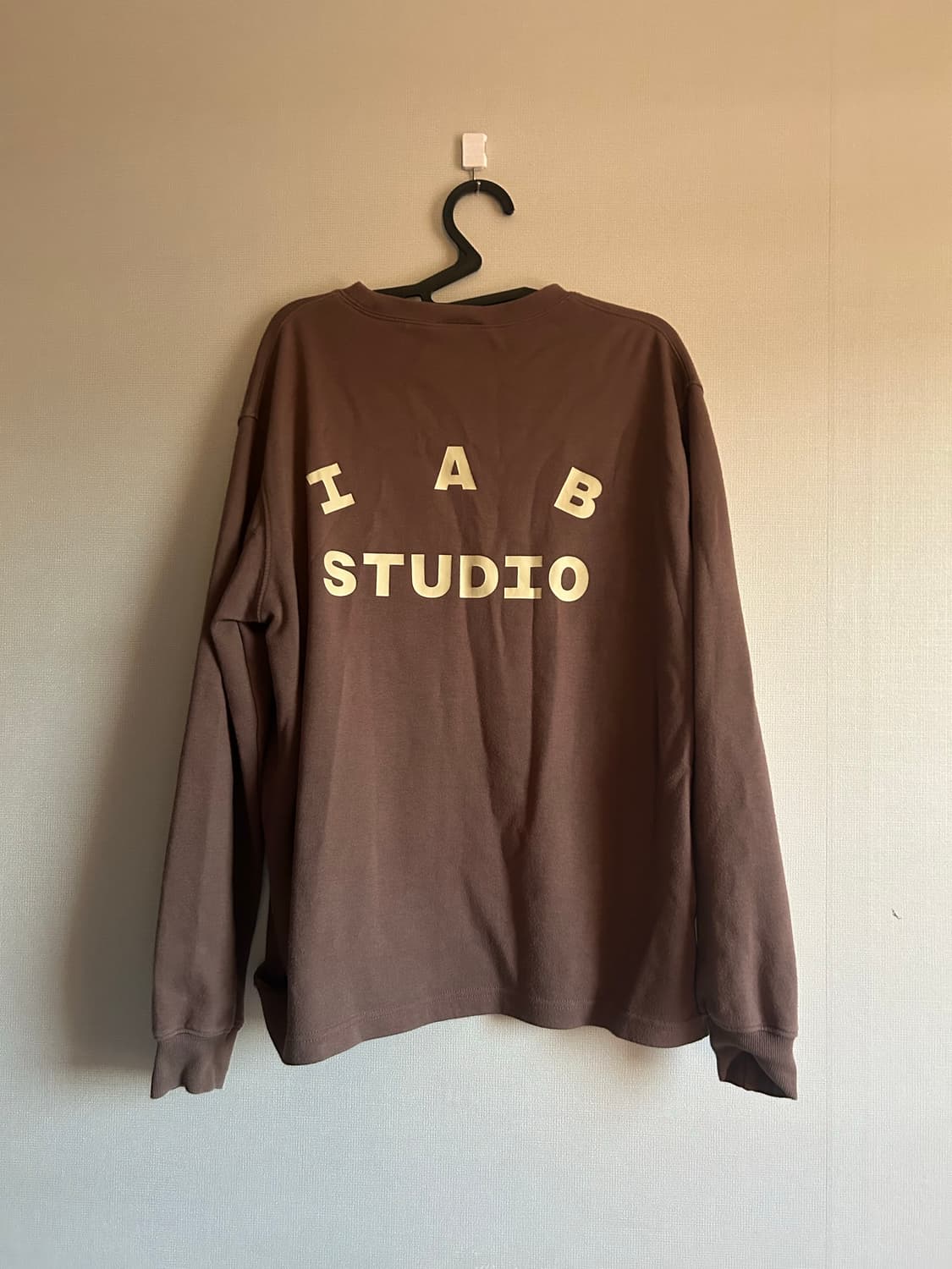 IAB Studio맨투맨 상품이미지2