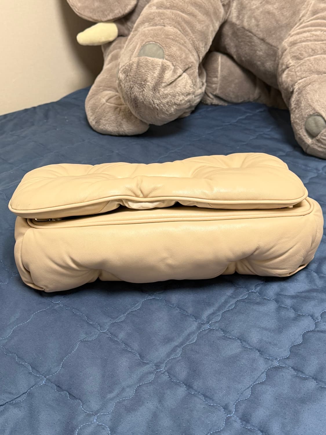 메종 마르지엘라 글램 슬램 플랩 미디움백 베이지 상품이미지7