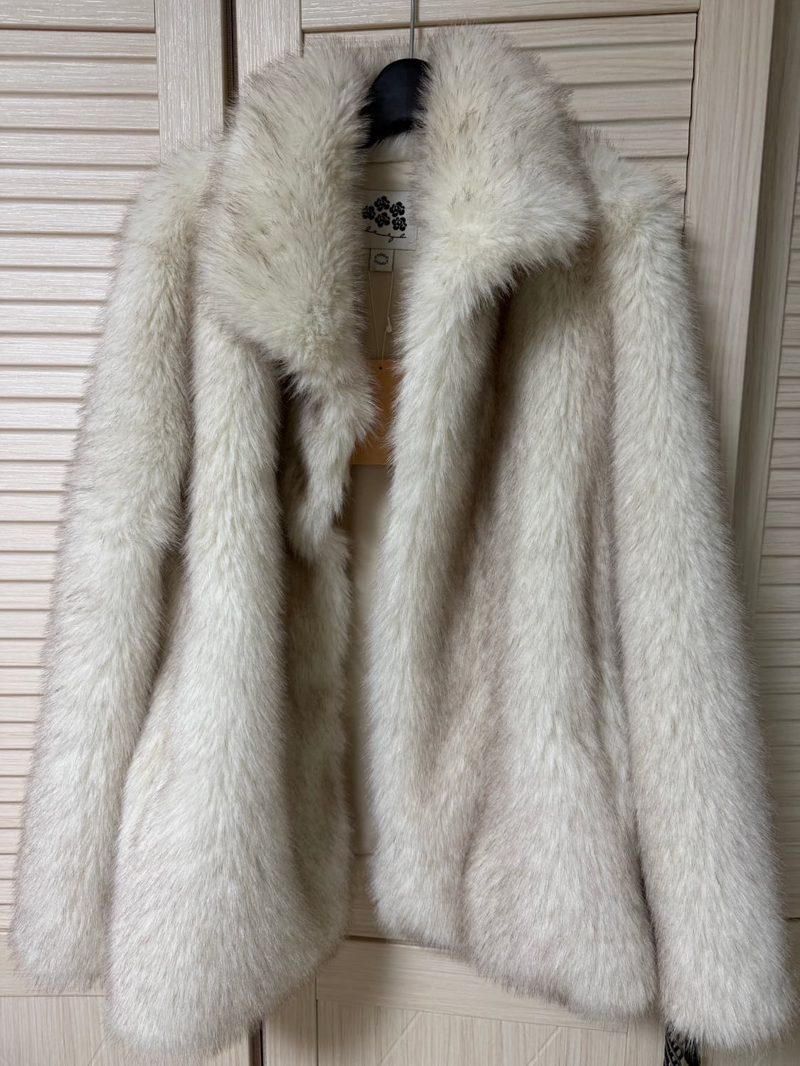 시눈 퍼자켓 Heavy Mix Fur Jacket (Ivory) 상품이미지2