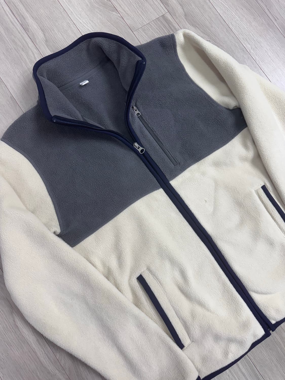 유니클로 투톤 배색 플리스 집업 상품이미지2