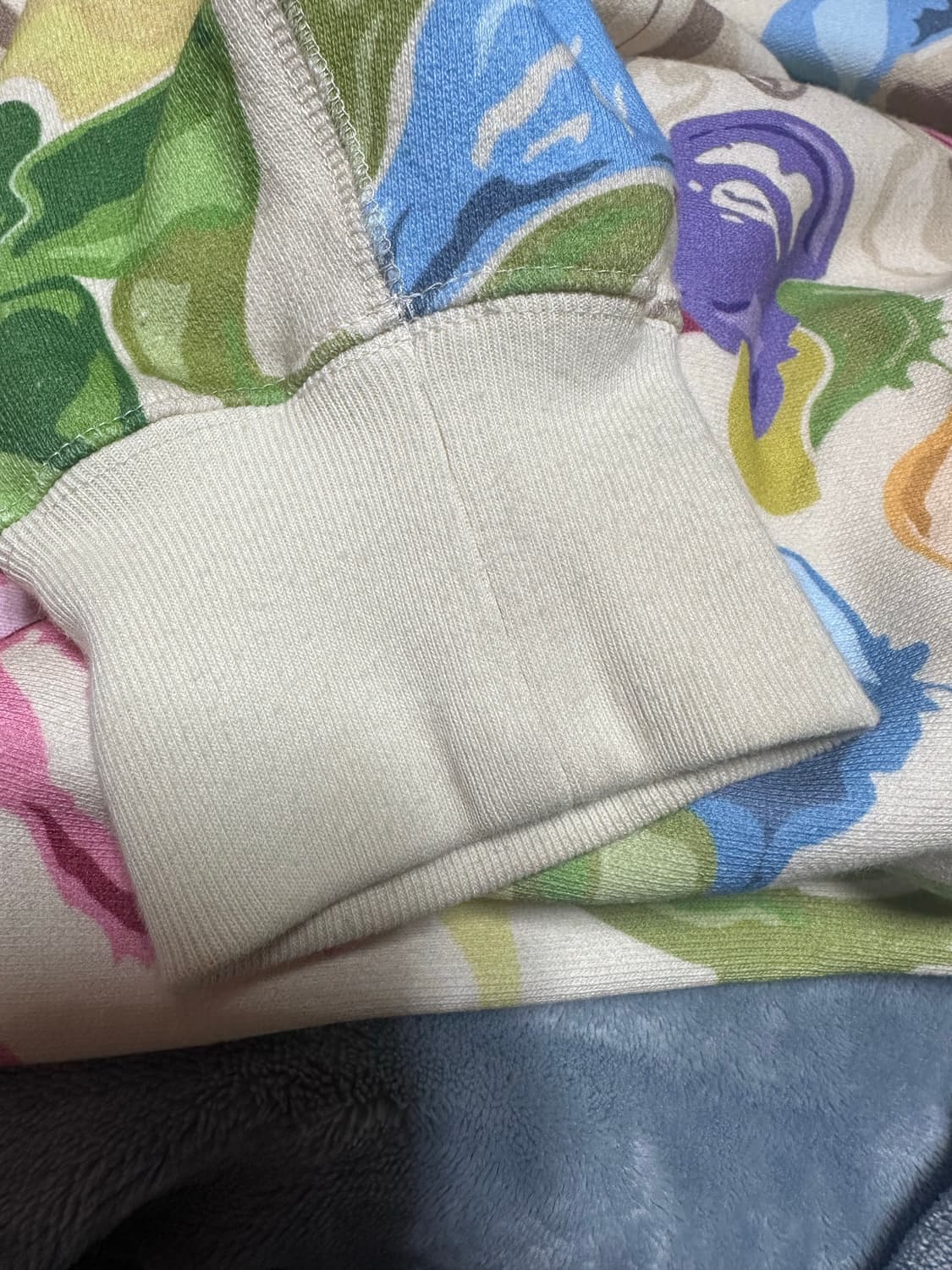 베이프 아트 카모 샤크 후드집업 23FW L 라지 상품이미지9