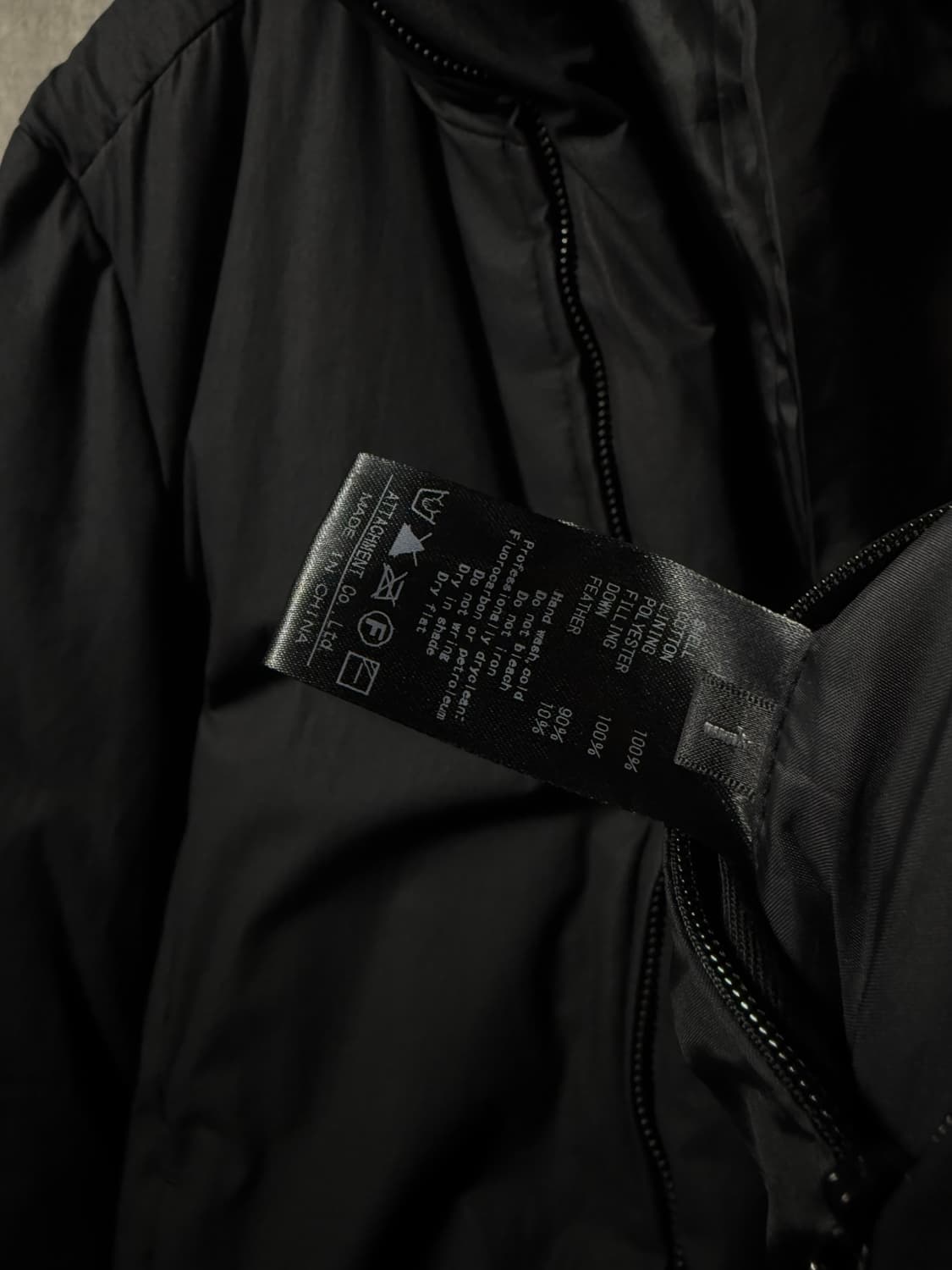 ATTACHMENT Asymmetric Down Puffer Jacket 상품이미지10