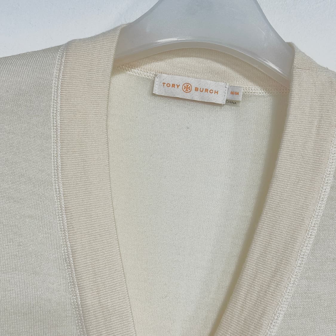 토리버치 로고 버튼 울 가디건 상품이미지2
