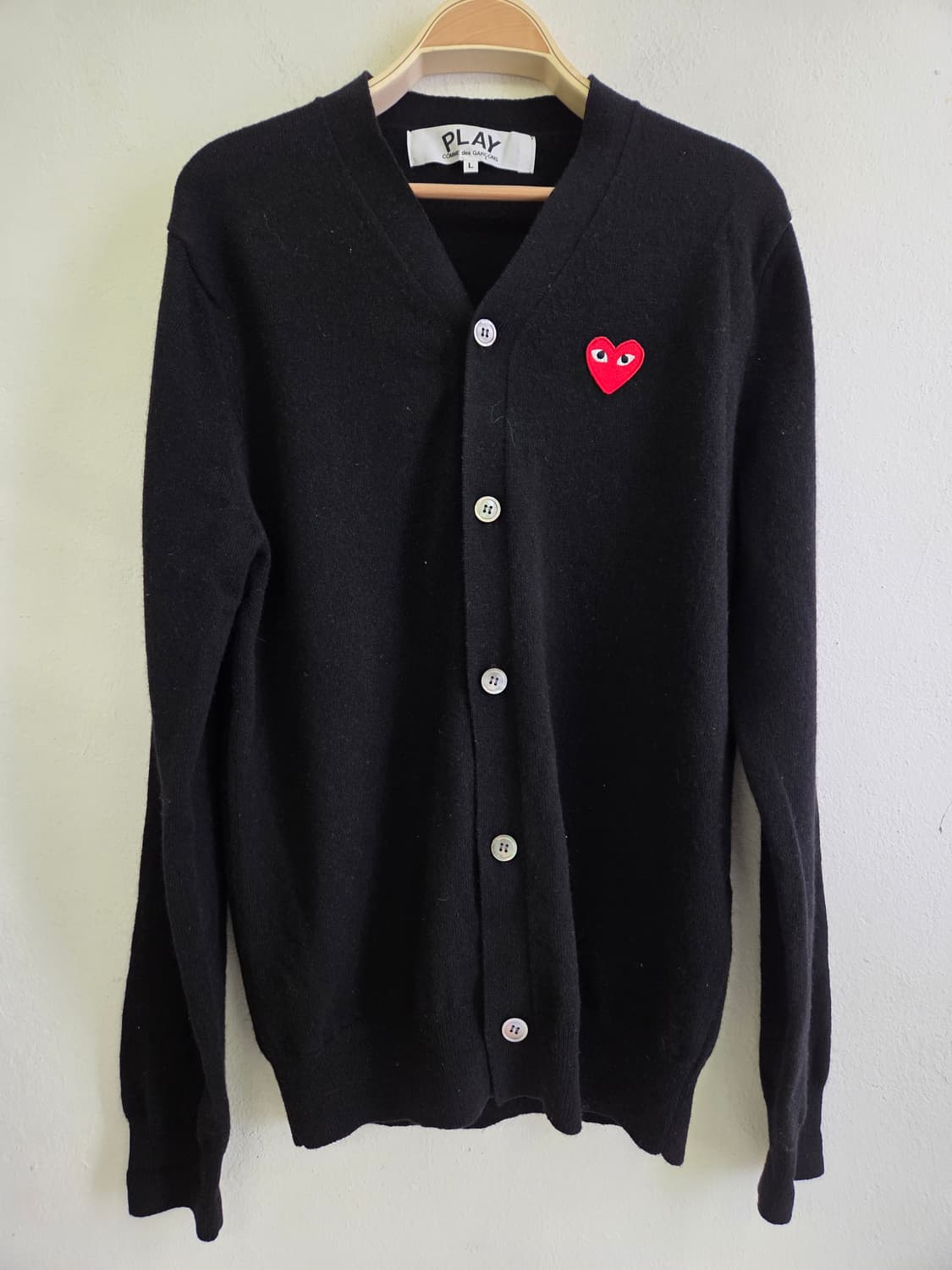 꼼데가르송 블랙 하트 와펜 가디건 L 상품이미지1