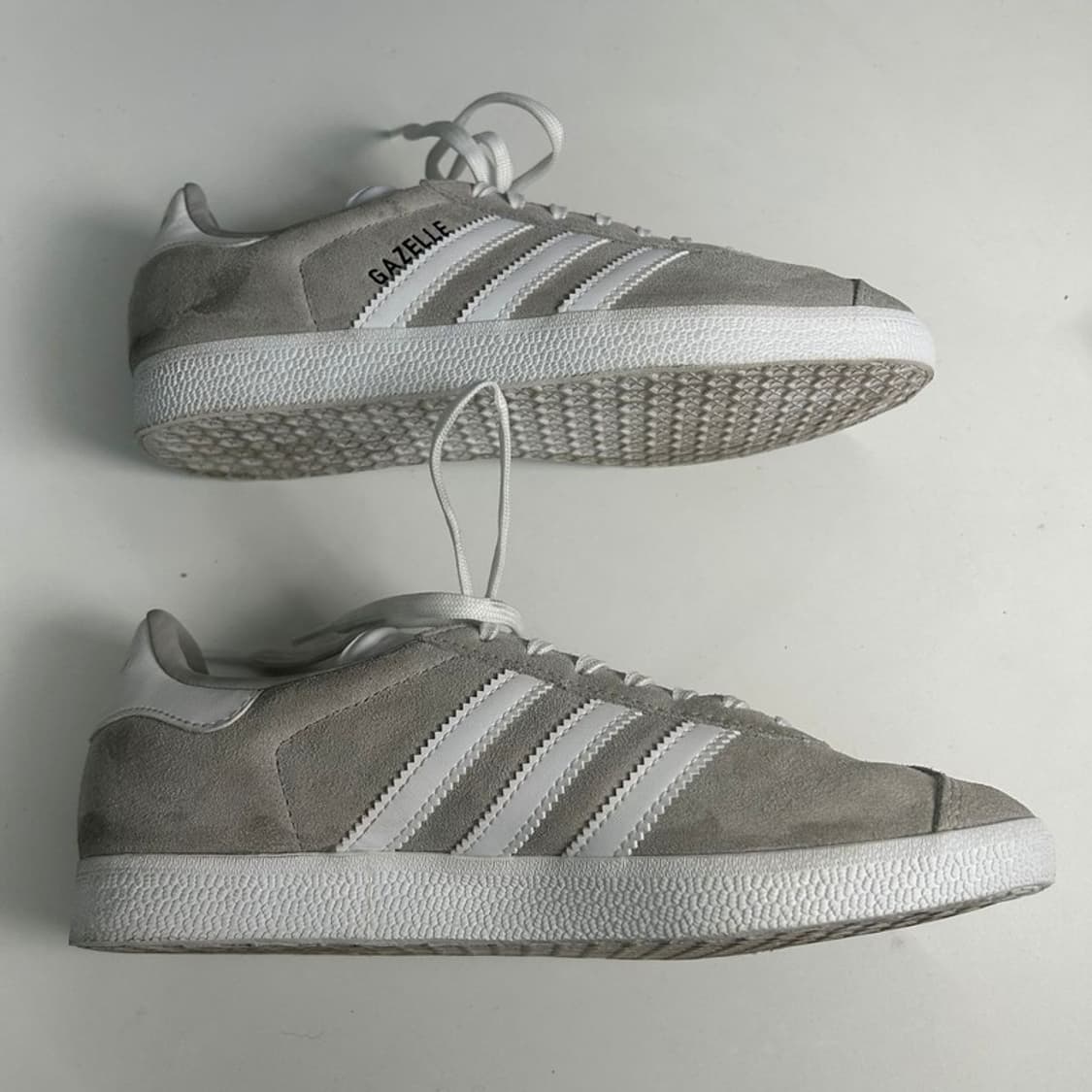 ADIDAS 가젤 그레이 투 화이트 230 상품이미지3