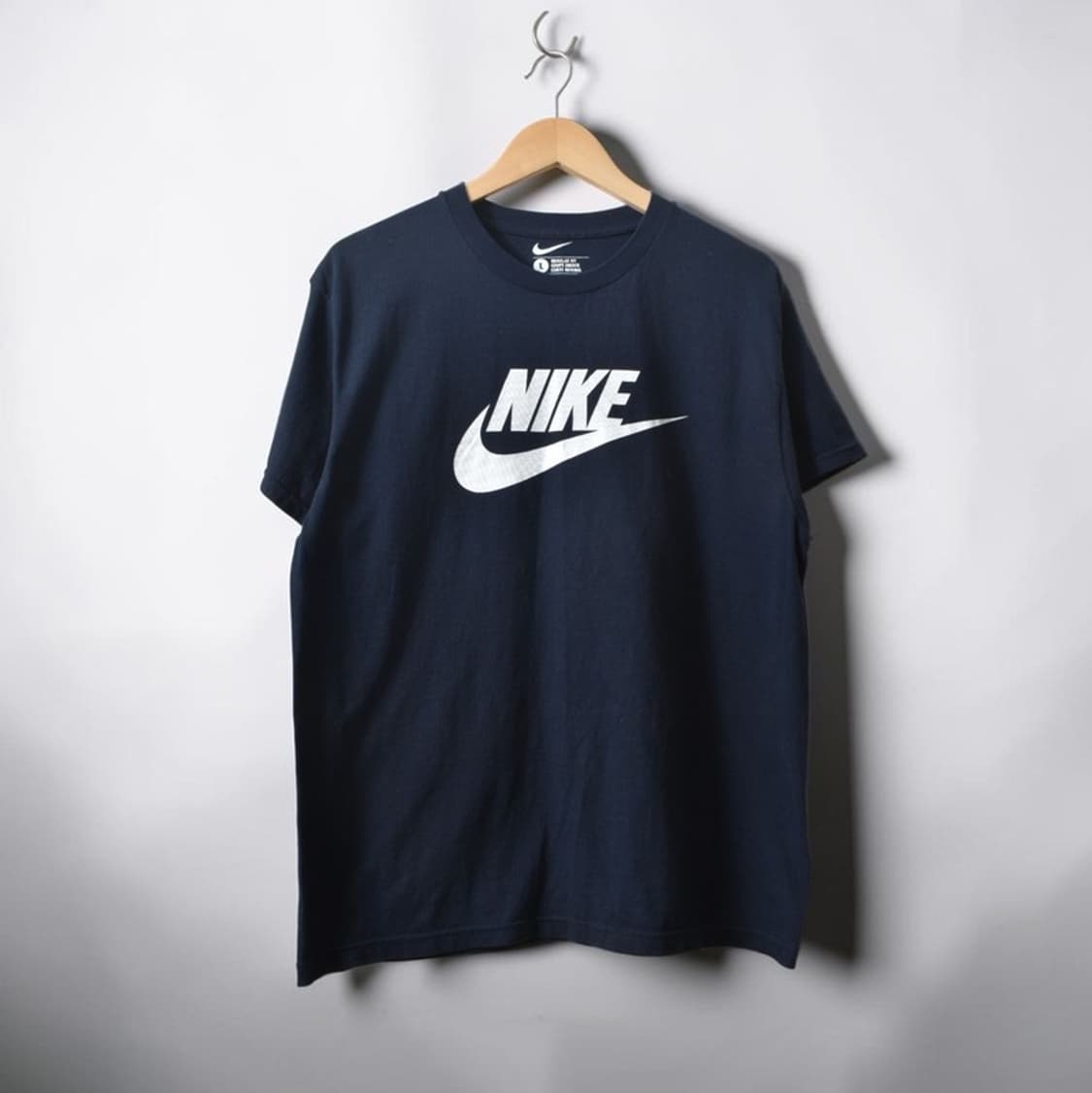 나이키 반팔티 L M0693 상품이미지3