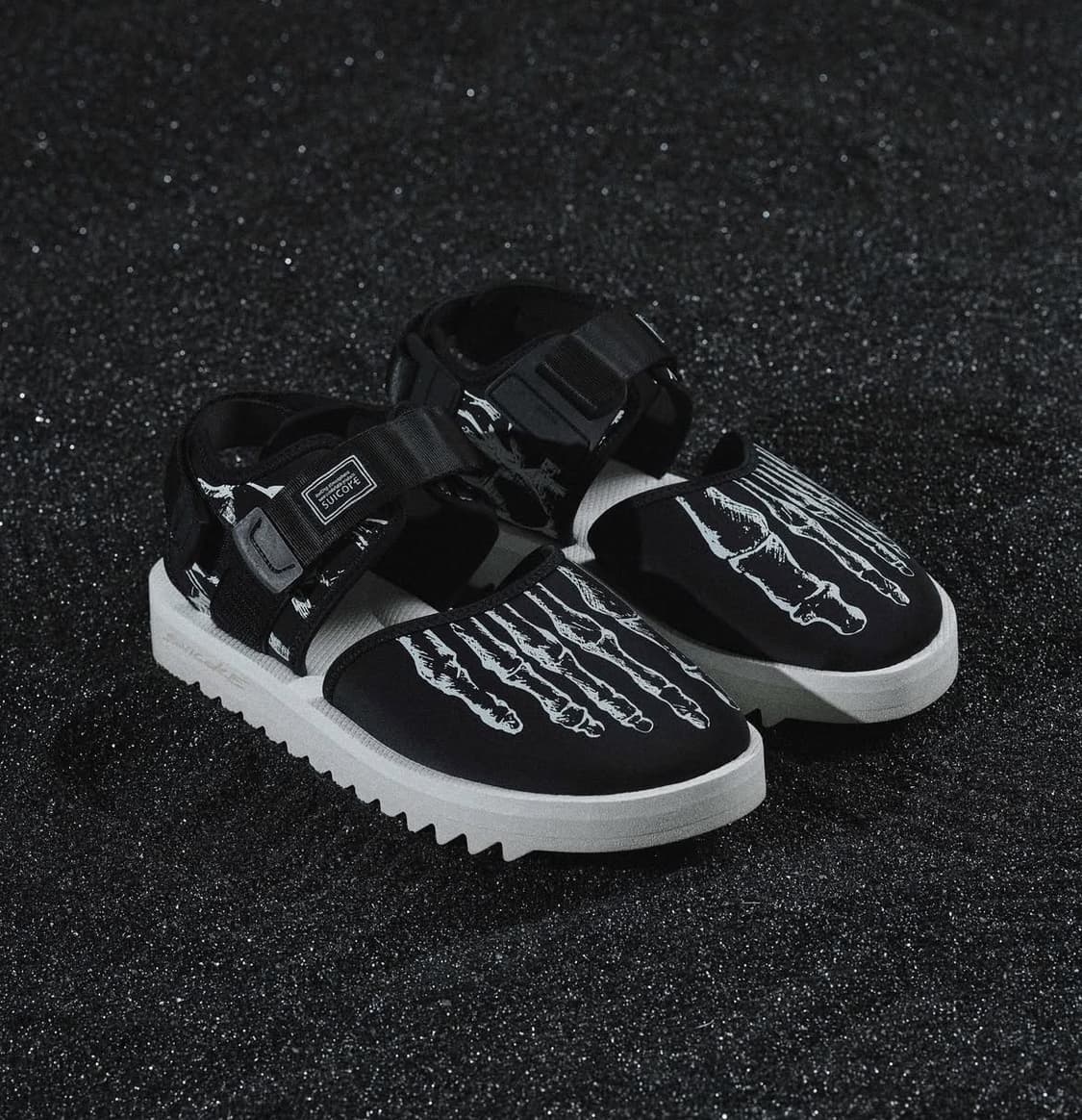 수이코크 x joshua vides bita 뮬 샌들 슬리퍼 상품이미지7