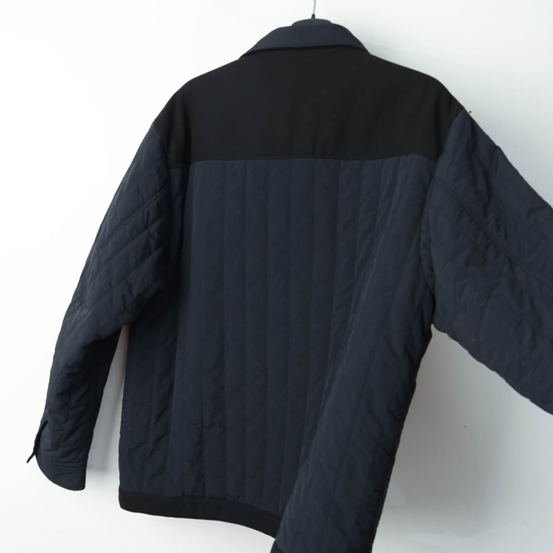 105/커스텀멜로우 새드스마일 버티컬 패딩셔츠 상품이미지2