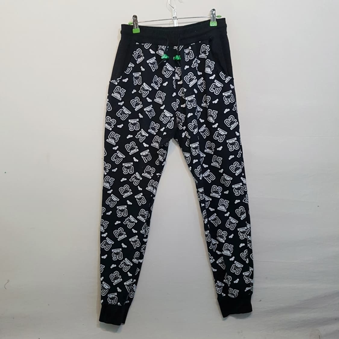 오소마츠 6쌍둥이 후드 상하세트 블랙 상품이미지4