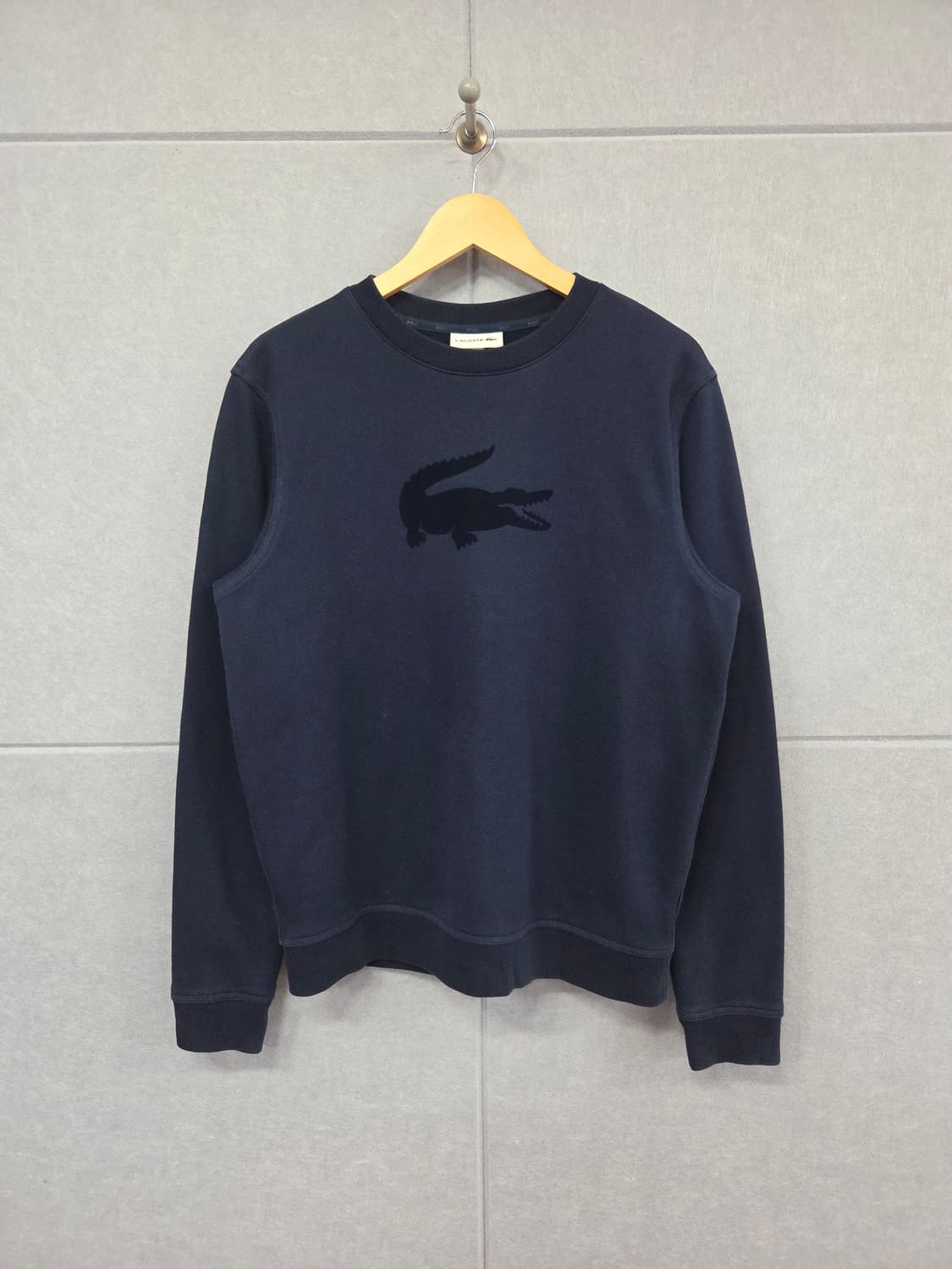 LACOSTE 라코스테 네이비 빅로고 맨투맨 상품이미지1