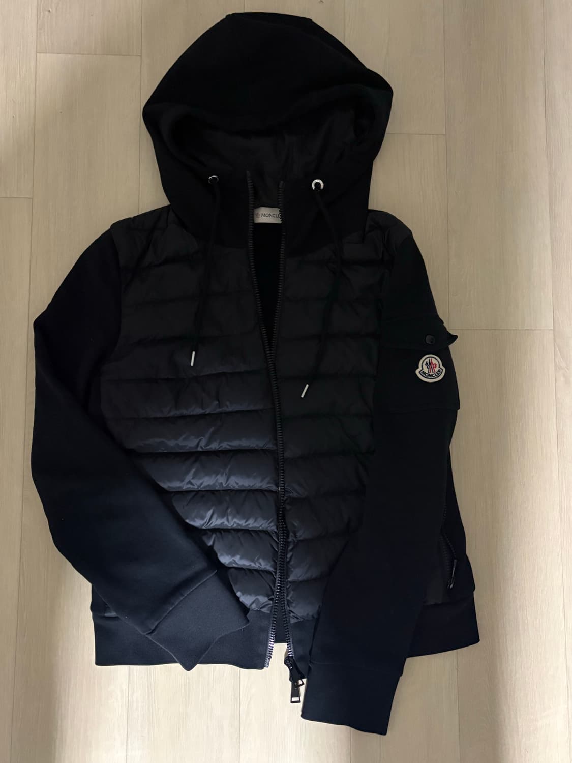 백화점판 정품 몽클레어 후드 패딩집업 상품이미지2