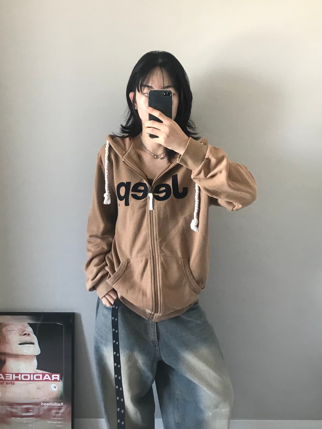 지프 중앙 로고 써멀 카멜 후드집업 상품이미지1