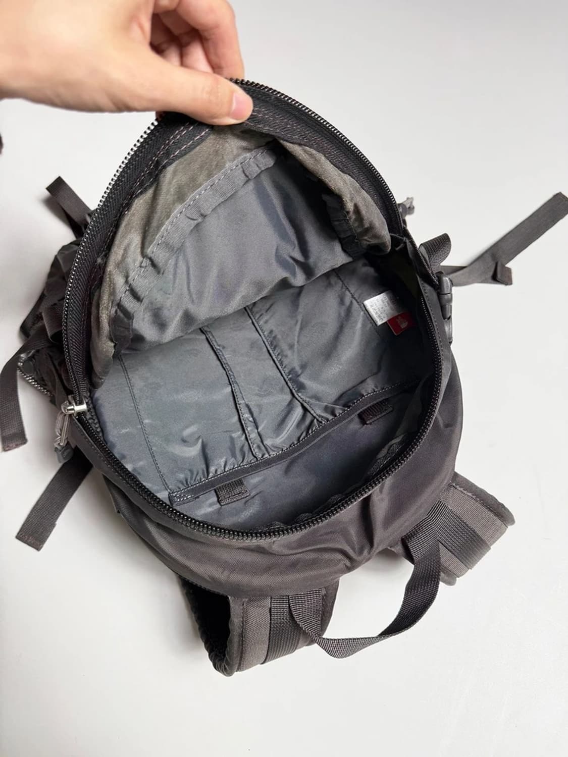 노스페이스 미니샷 로고 시그니처 백팩 PR2250 상품이미지9