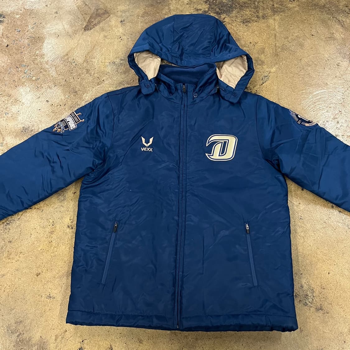 [90] 엔씨 다이노스 후드 바람막이 네이비 b17 상품이미지3