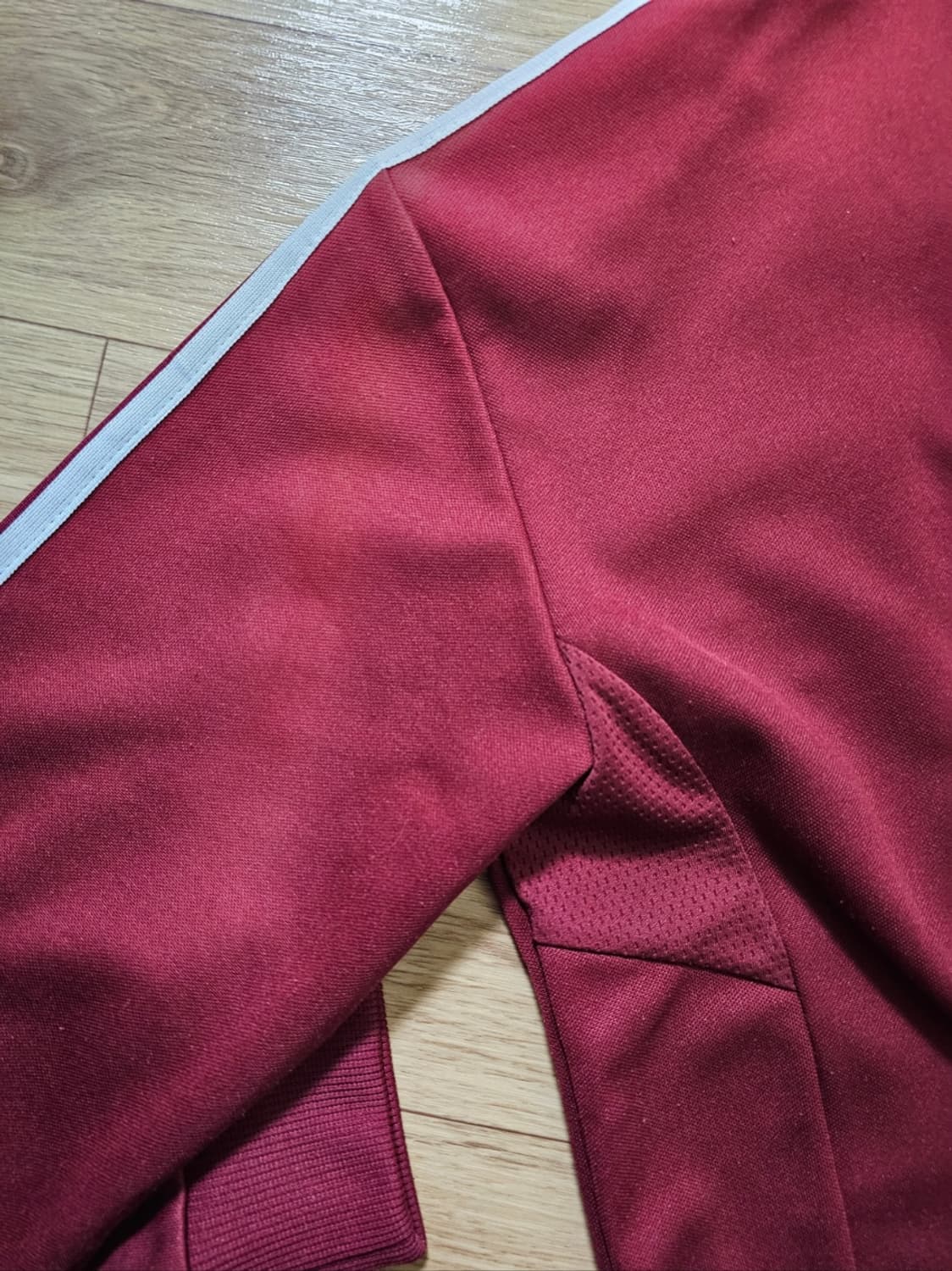 아디다스버건디져지 상품이미지4