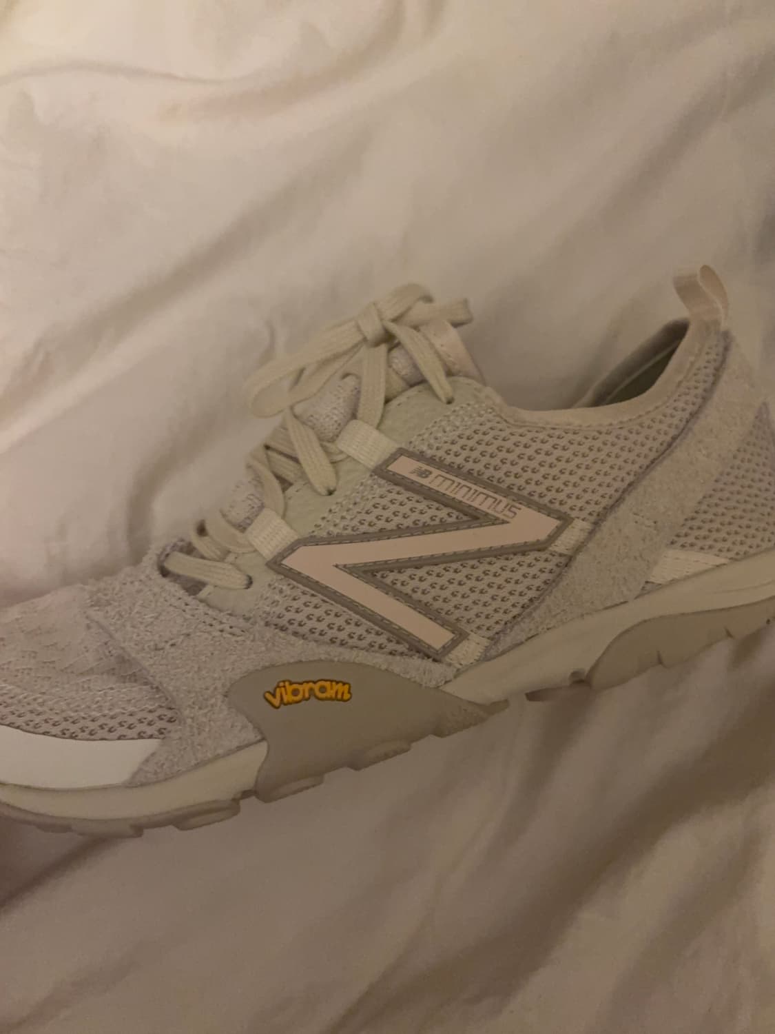 뉴발란스 미니머스 베이지 255 팝니다 상품이미지2