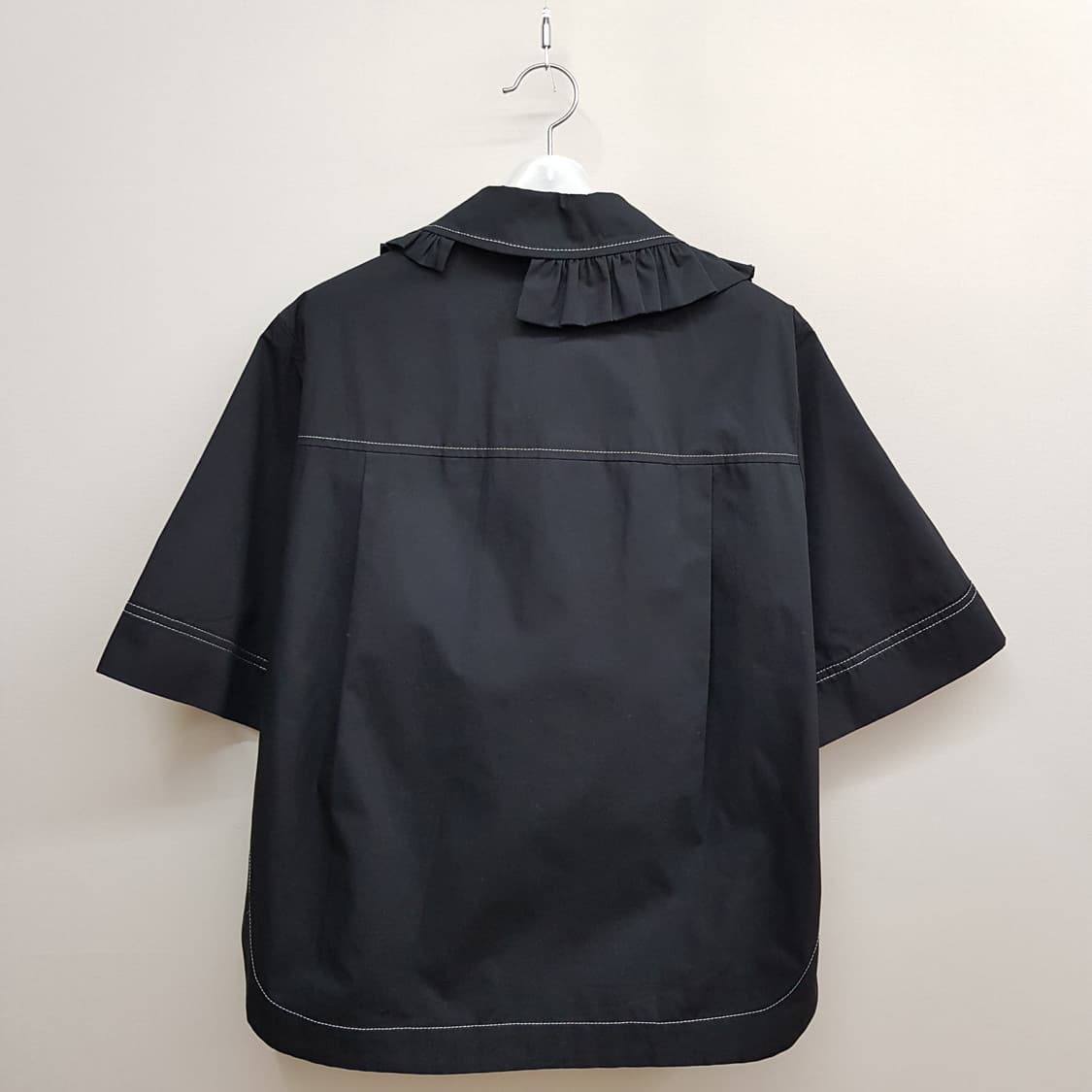 럭키슈에뜨 2021 프릴 카라  코튼 반팔 셔츠 36사이즈 상품이미지5