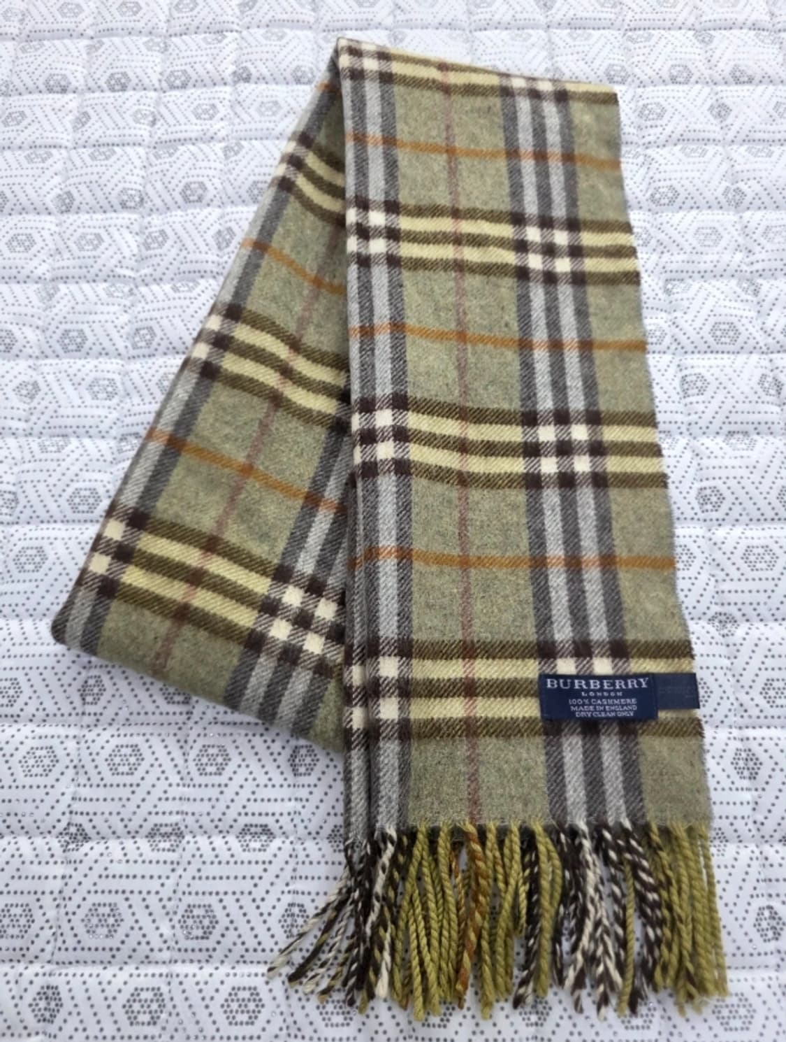 버버리 캐시미어 100% 머플러 상품이미지4