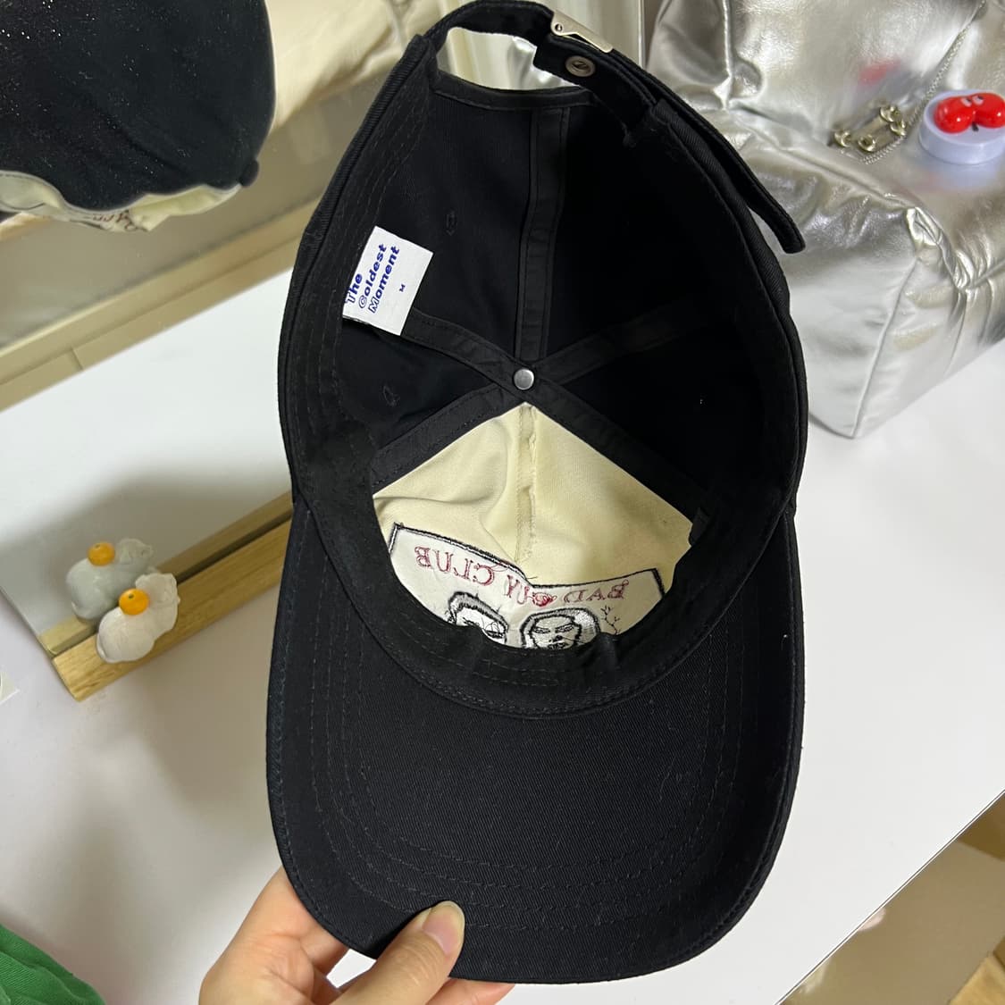 더콜디스트모먼트 볼캡 상품이미지2