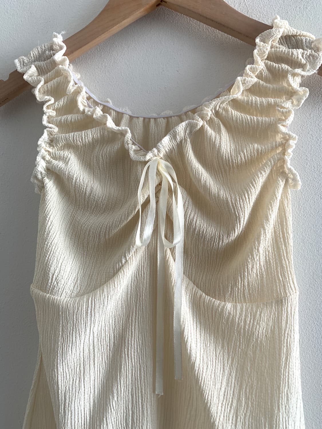Frill sleeveless ribbon top 상품이미지4