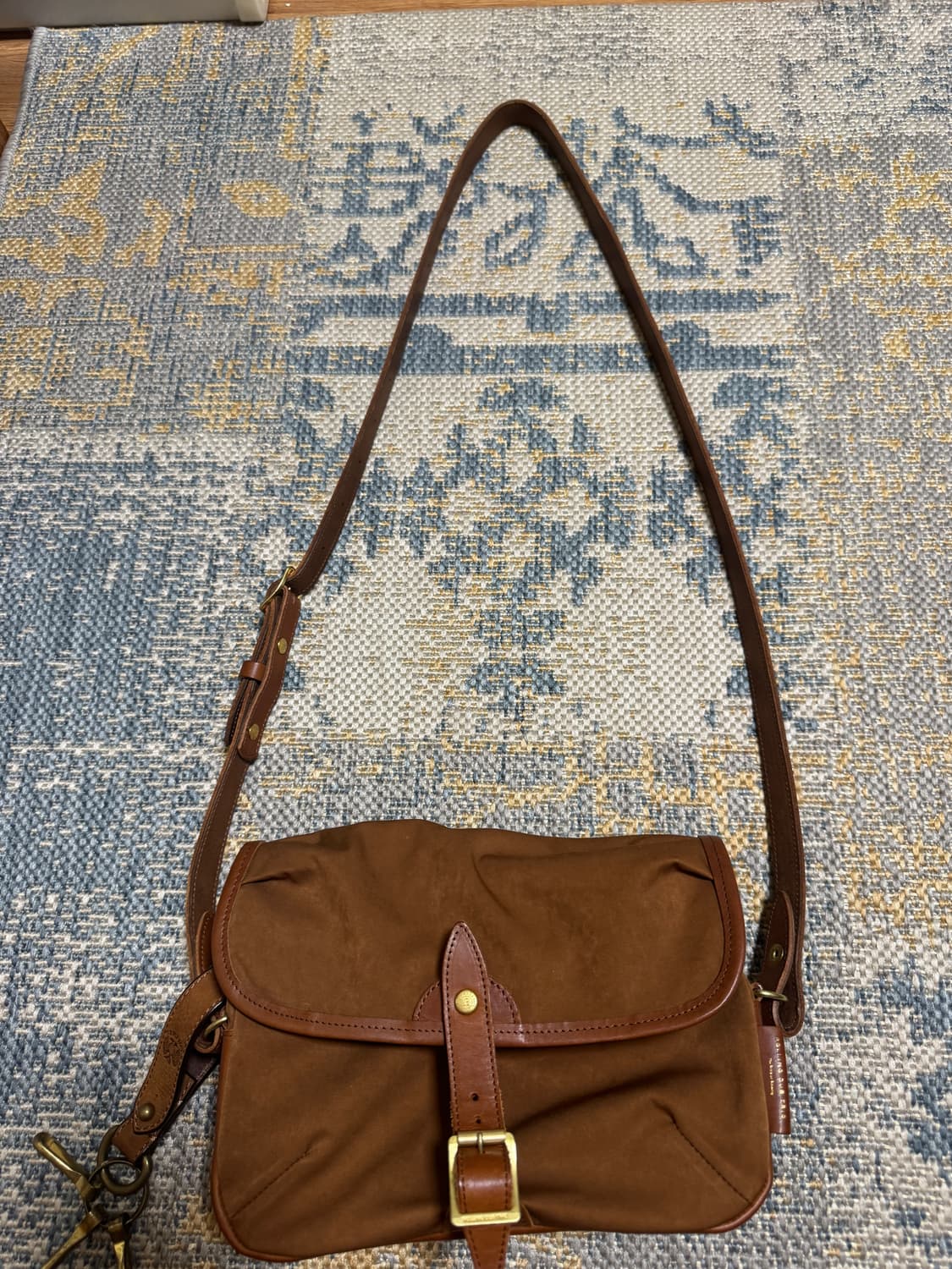 롤링덥트리오 사첼백 미니 브라운 상품이미지3