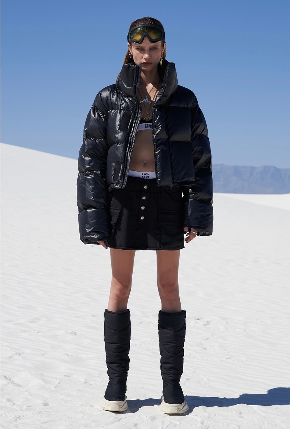 EMBROIDERED CROP PUFFER JACKET BLACK 상품이미지3