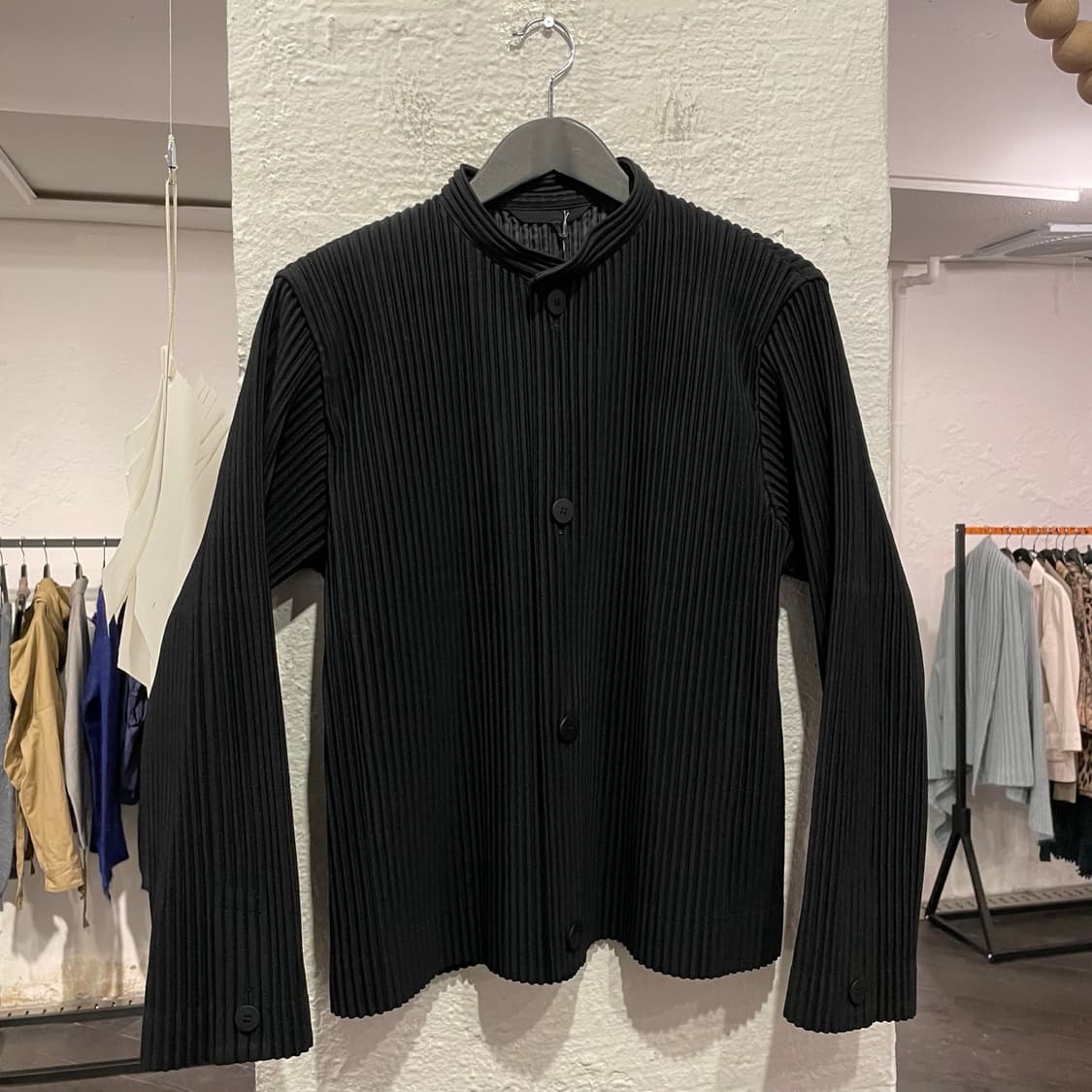 옴므플리세 이세이미야케 플리츠 자켓 상품이미지1