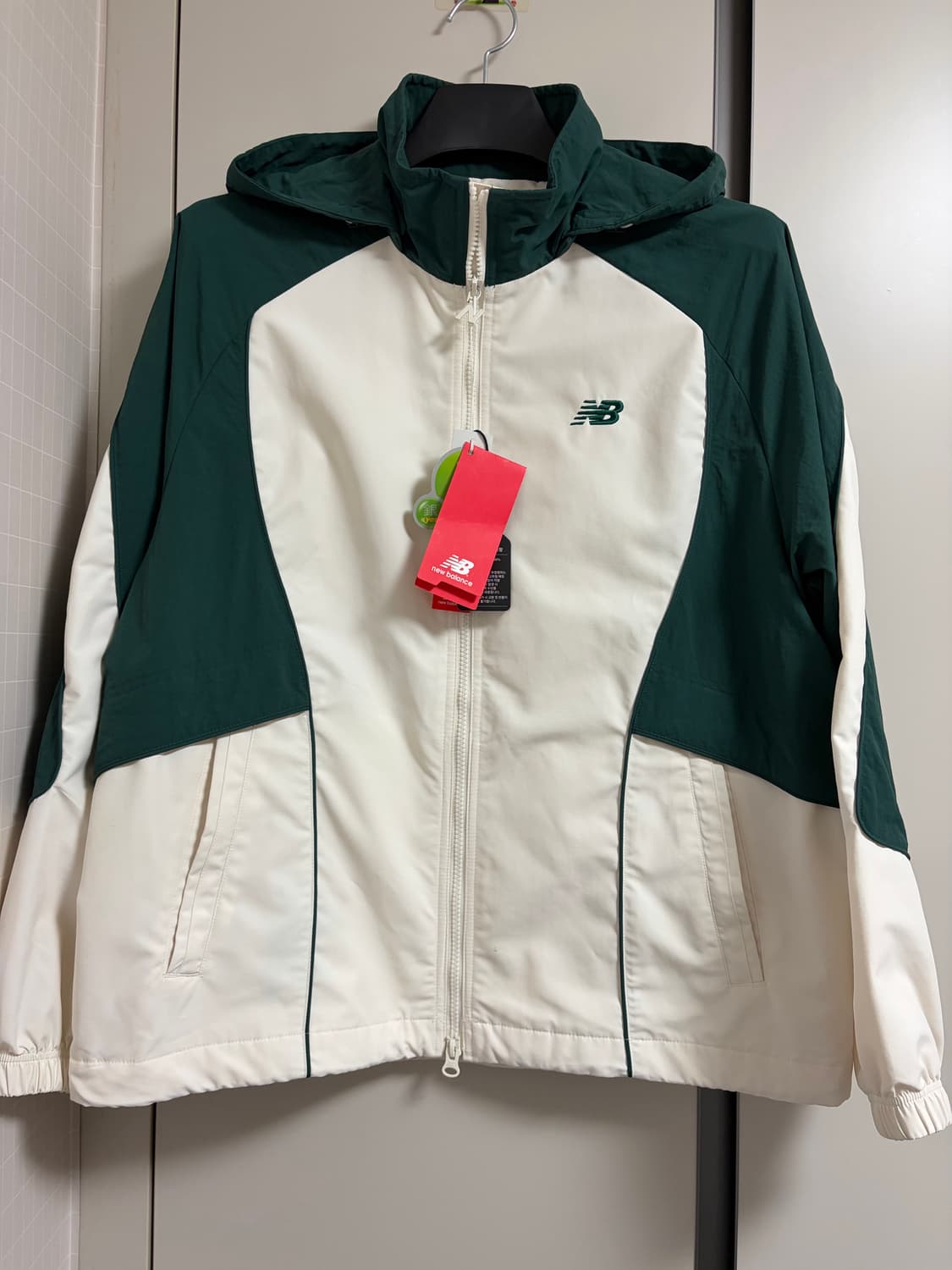 남녀공용 뉴발란스 컬러블록 웜업자켓M 바람막이 헌터 상품이미지2