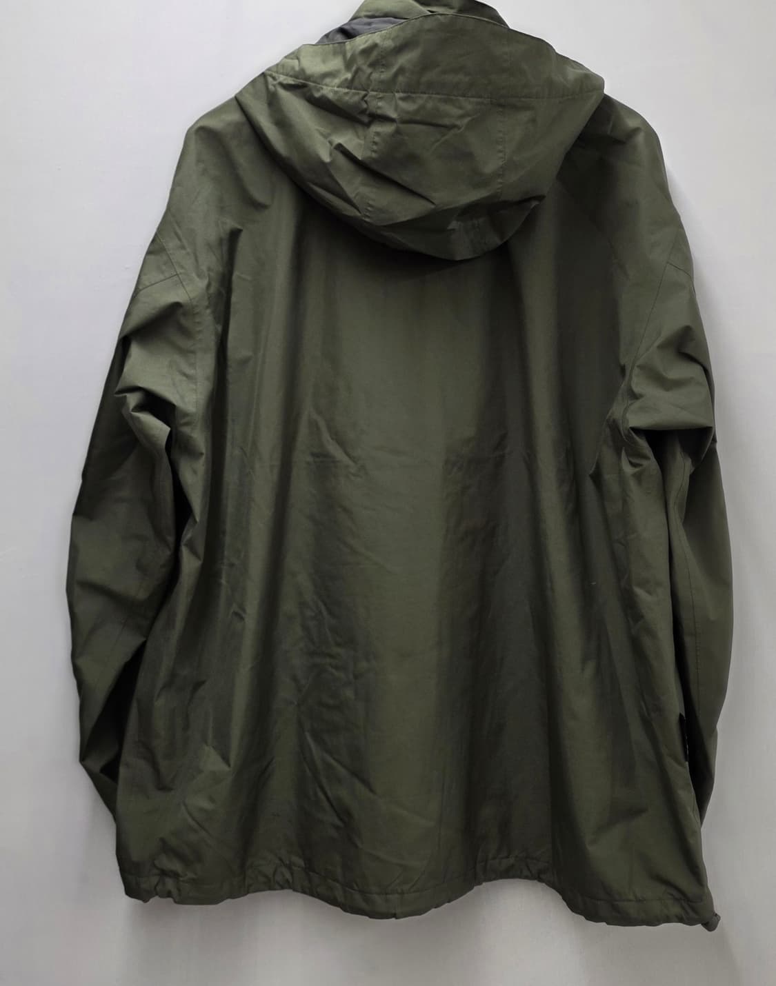 코오롱스포츠 남자 고어택스 바람막이자켓.
싸이즈 115. 
 상품이미지3