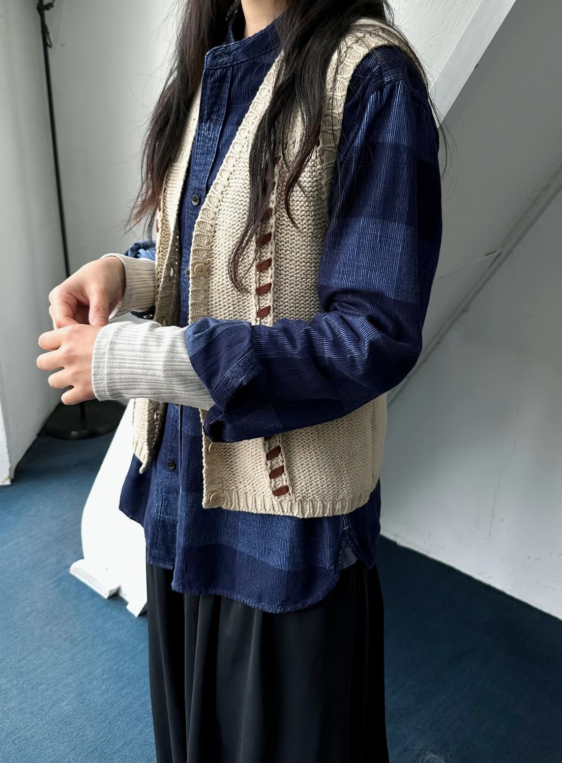 Middle gauge cotton knitted design vest 상품이미지8