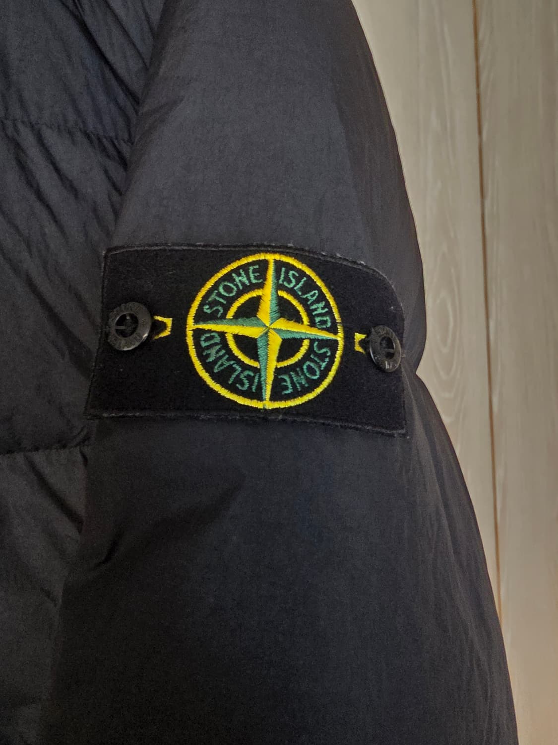 [21FW/3XL] 스톤아일랜드 크링클랩스 다운 후드 숏 패딩 상품이미지2