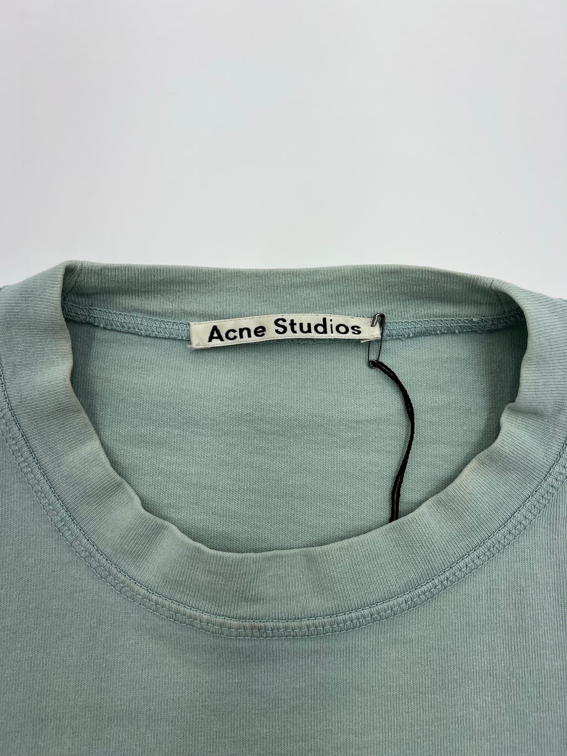 아크네 스튜디오 크롭 반팔 티셔츠 상품이미지3