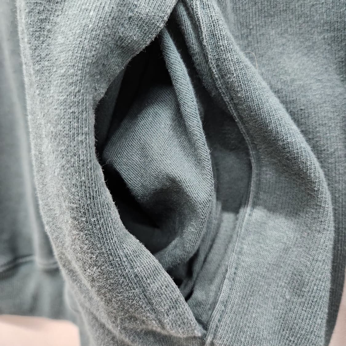 GAP 스포츠 빅로고 포켓 맨투맨 M(XL) 상품이미지5